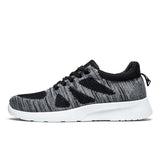 Lightweight mens sneakers Breathable Mesh Running